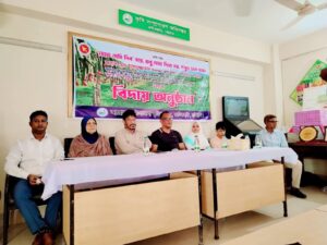 ফটিকছড়িতে উপজেলা কৃষি কার্যালয়ের দুই কর্মকর্তা ও এক কর্মচারীর বিদায় সংবর্ধনা