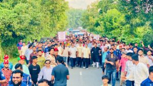 ফটিকছড়ি উত্তরে সাংসদ সরোয়ার আলমগীরের নেতৃত্বে ৬ কিলোমিটার মাদকবিরোধী র‍্যালি, অংশ নিলেন প্রায় ১০ হাজার মানুষ