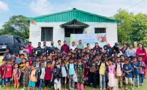উদালিয়া চা-বাগানে ১০০ শিক্ষার্থীর পাশে চট্টগ্রাম বন্ধুসভা