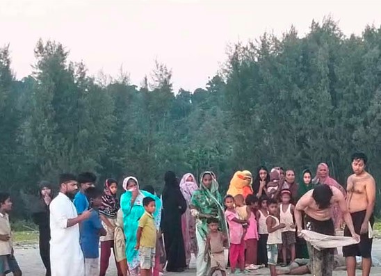 কক্সবাজারে সমুদ্র ডুবে তিন পর্যটকের মৃত্যু নিখোঁজ দুইজন